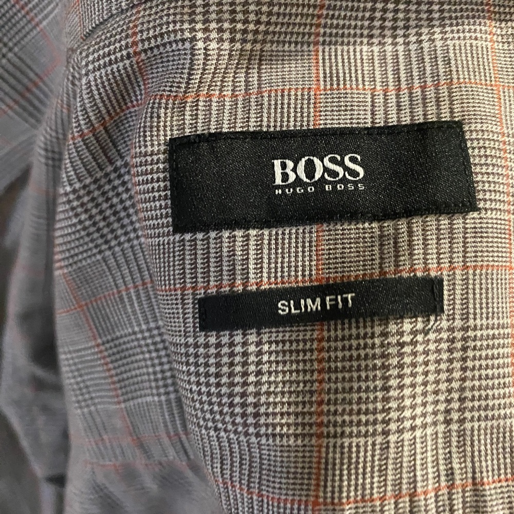 Hugo Boss Dress Shirt | High Quality | Nice Pattern | Custom Fit | 39/15.5